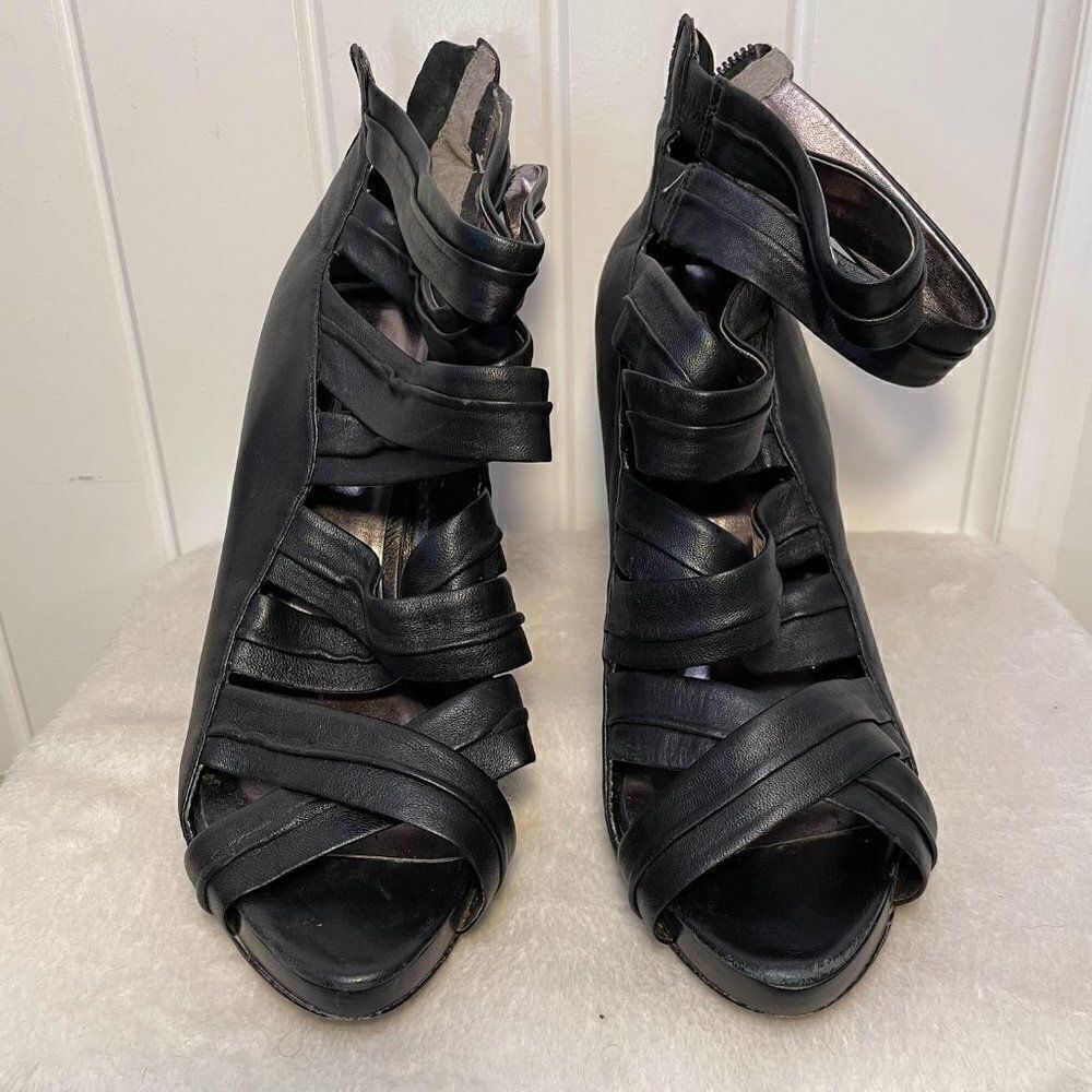 Leather Charles David shoes in 9.5 - Picture 2 of 8
